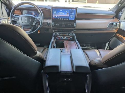 Used 2023 Lincoln Navigator Reserve AWD/4WD image 26