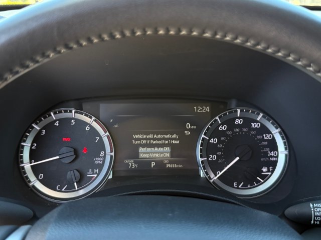 Used 2024 Toyota Highlander LE FWD image 14