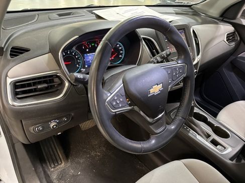 Used 2021 Chevrolet Equinox LT FWD image 9