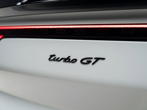 Used 2022 Porsche Cayenne Turbo GT AWD/4WD image 32