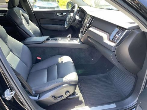 Used 2023 Volvo XC60 B5 Plus w/ Climate Package AWD/4WD image 21