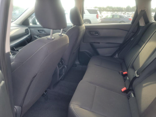 Used 2026 Nissan Rogue S FWD image 13