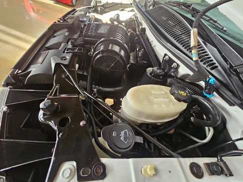 Used 2016 Chevrolet Express 3500 LT w/ LT Preferred Equipment Group image 33