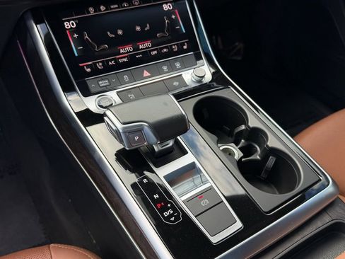 Used 2021 Audi Q8 Premium Plus w/ Premium Plus Package image 23