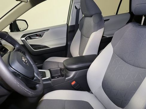 Used 2023 Toyota RAV4 XLE image 26
