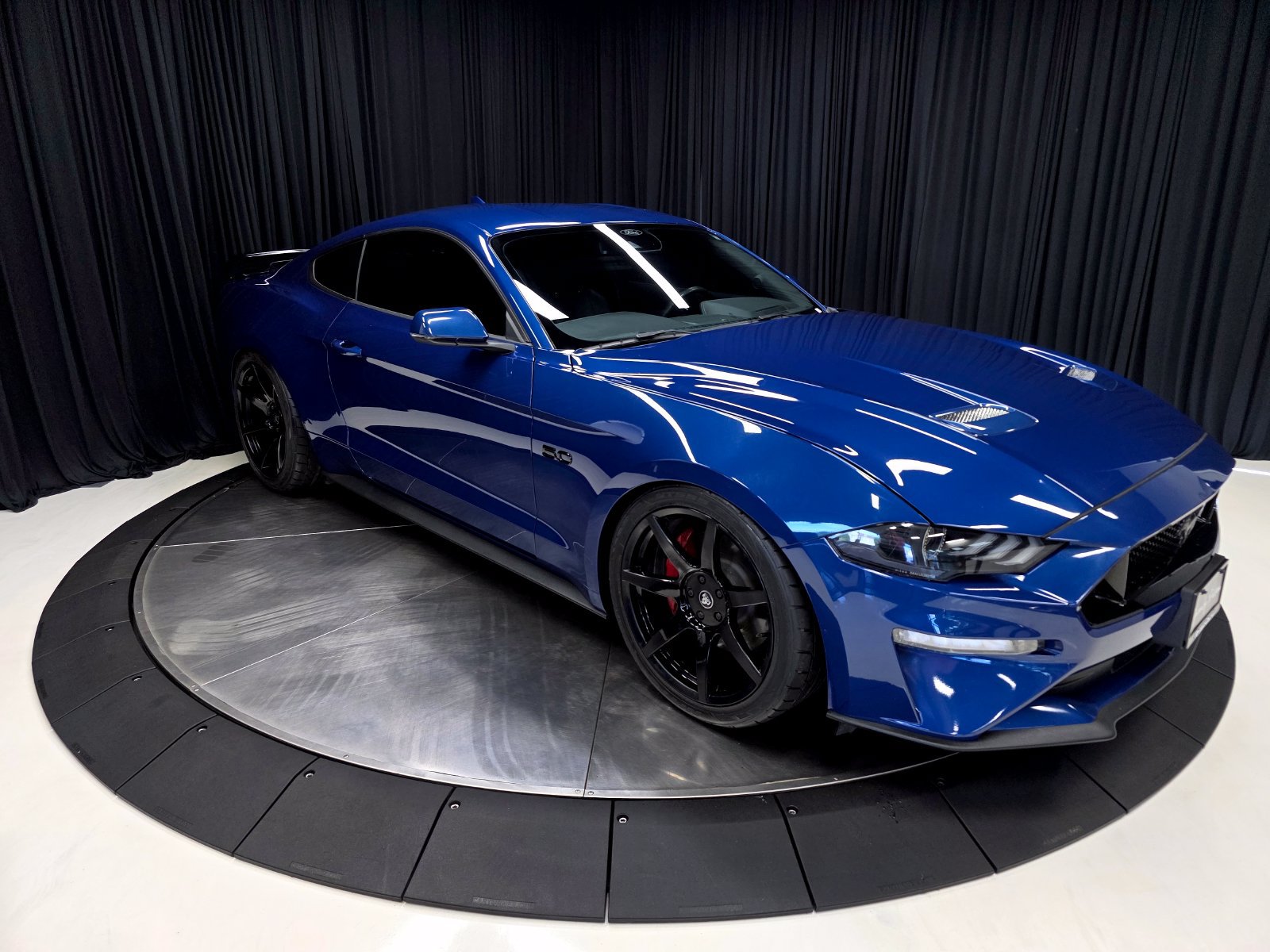 Used 2022 Ford Mustang GT Premium w/ Equipment Group 401A RWD image 16