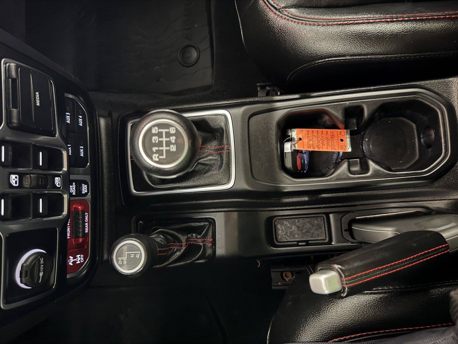 Used 2021 Jeep Wrangler Unlimited Rubicon AWD/4WD image 17