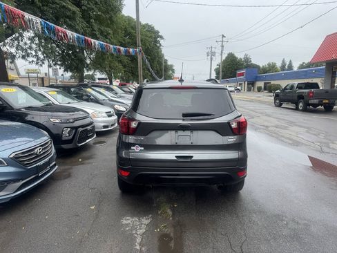 Used 2019 Ford Escape SE AWD/4WD image 5