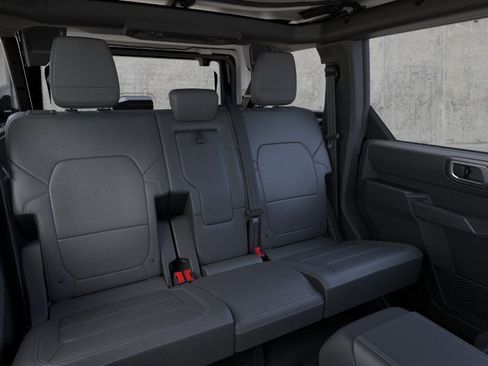 New 2026 Ford Bronco Outer Banks AWD/4WD image 11