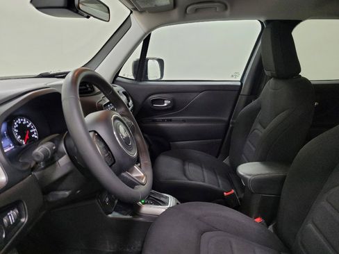 Used 2022 Jeep Renegade Latitude AWD/4WD image 17