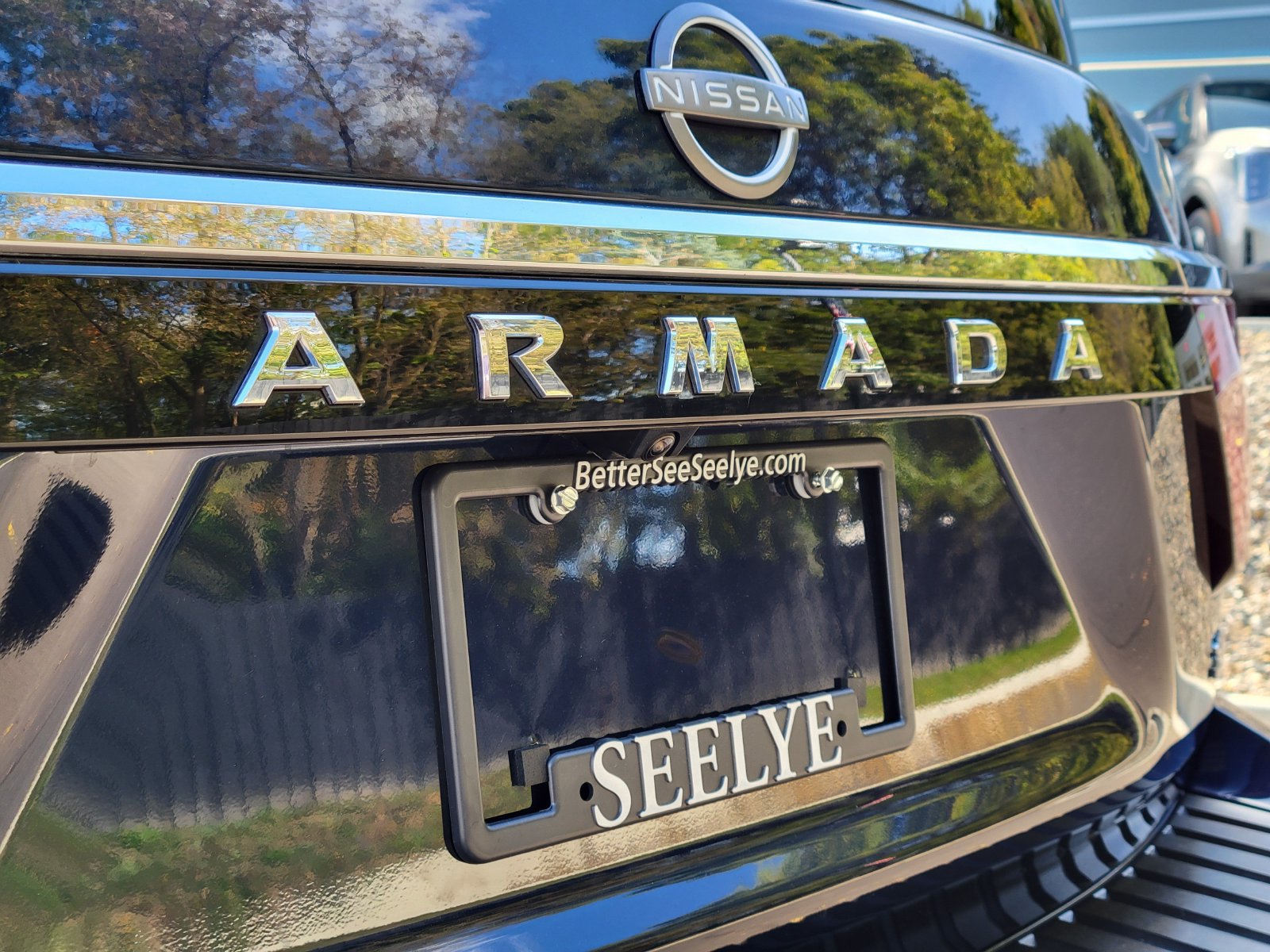 Used 2023 Nissan Armada SL w/ Captain's Chairs Package AWD/4WD image 37