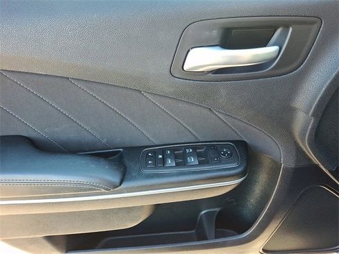 Used 2023 Dodge Charger SXT image 12