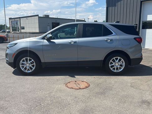 Used 2024 Chevrolet Equinox LT AWD/4WD image 8
