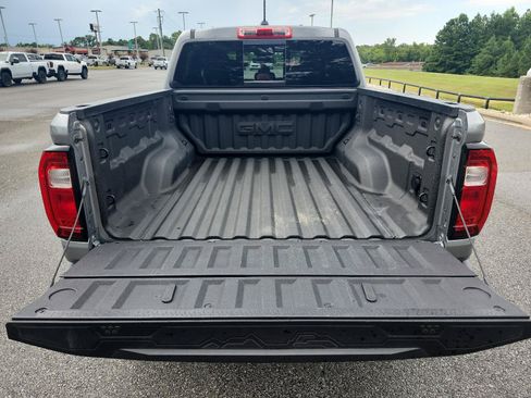 Certified 2025 GMC Canyon Denali AWD/4WD image 11