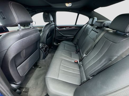 Used 2023 BMW 530e w/ Convenience Package RWD image 16