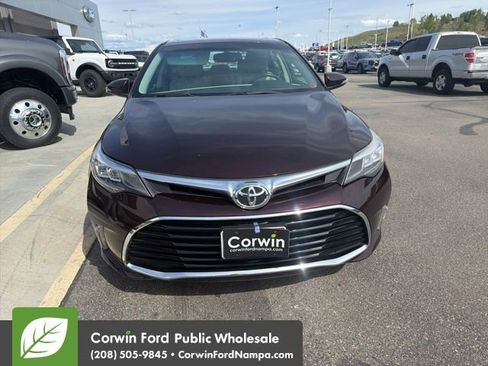 Used 2016 Toyota Avalon Touring FWD image 2