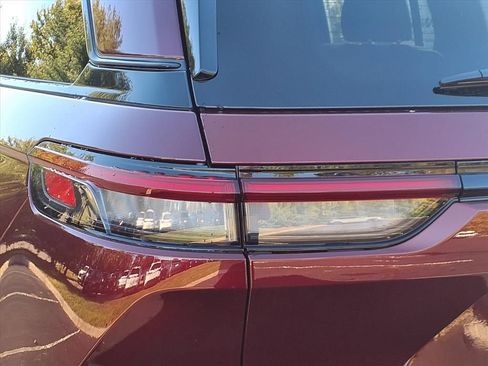 New 2025 Jeep Grand Cherokee Altitude image 27