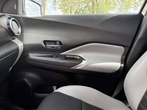 Used 2023 Nissan Kicks SR w/ SR Premium Package FWD image 24
