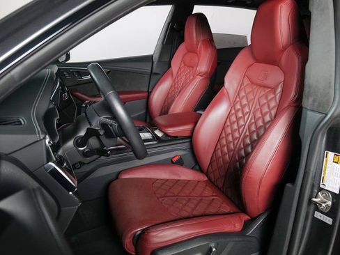 Certified 2022 Audi SQ8 Prestige w/ Prestige Package AWD/4WD image 10