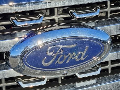 Used 2024 Ford F350 Lariat w/ Lariat Ultimate Package image 6