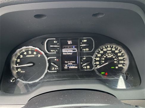 Used 2019 Toyota Tundra SR5 w/ SR5 Convenience Package image 11