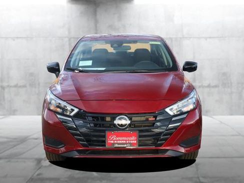 New 2025 Nissan Versa SR w/ Trunk Package image 4