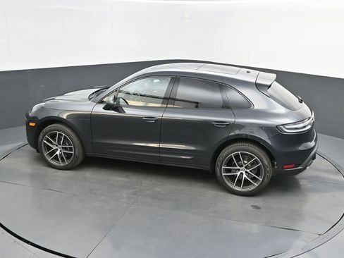 New 2025 Porsche Macan AWD/4WD image 25