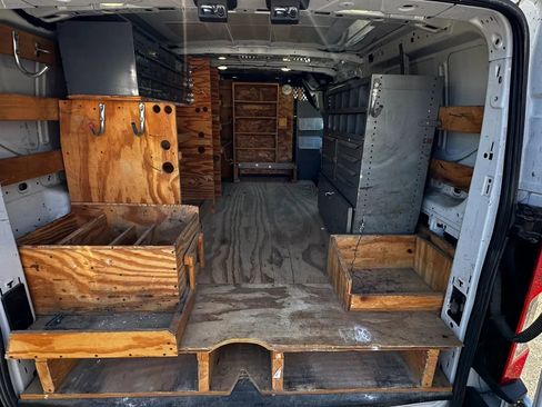 Used 2017 Ford Transit 250 130 Low Roof w/ Exterior Upgrade Package image 22