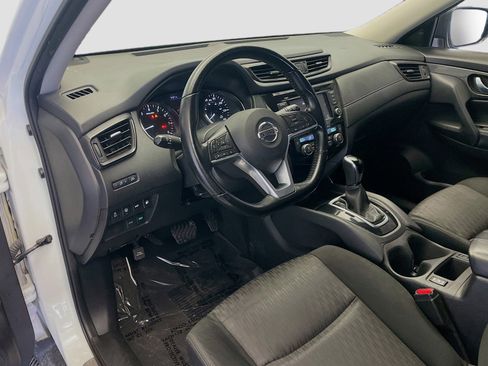 Used 2020 Nissan Rogue SV FWD image 7