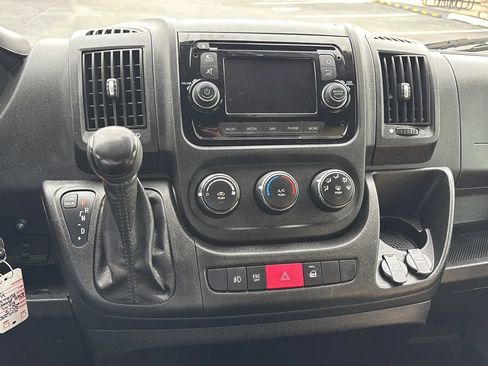 Used 2017 RAM ProMaster 2500 w/ Mopar Trailer Tow Group FWD image 38