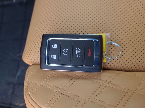 New 2026 Jeep Grand Cherokee Summit w/ Obsidian Package image 28