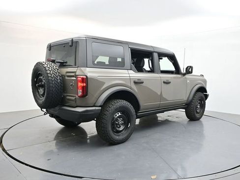 New 2026 Ford Bronco Big Bend w/ Black Diamond Package AWD/4WD image 7