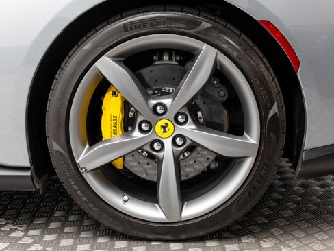 Certified 2022 Ferrari Portofino M image 50