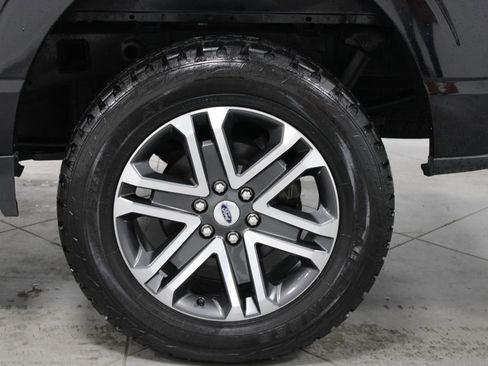 Used 2022 Ford F150 XLT w/ Trailer Tow Package image 18