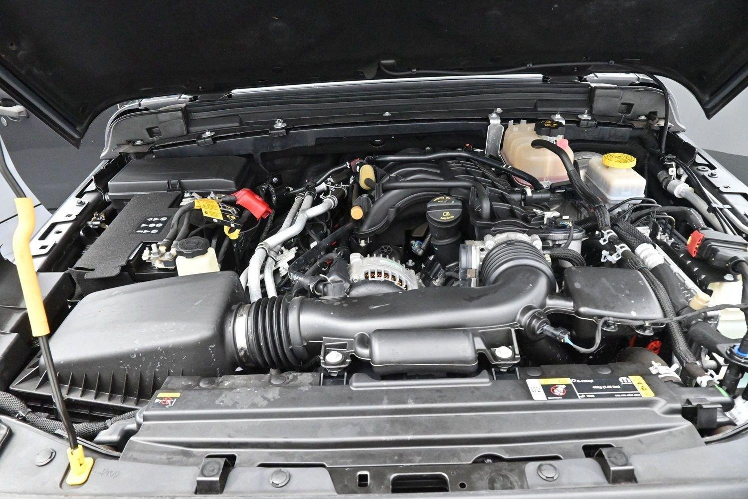 Used 2022 Jeep Wrangler Unlimited Sport AWD/4WD image 36