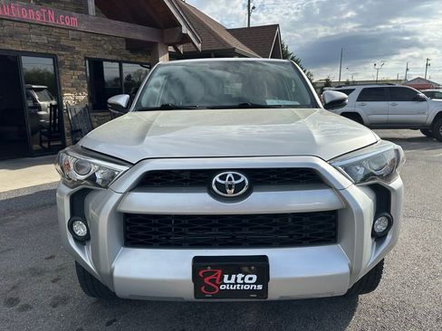 Used 2019 Toyota 4Runner SR5 Premium AWD/4WD image 10