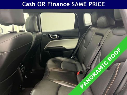 Used 2023 Jeep Compass Limited w/ Sun and Sound Group AWD/4WD image 16