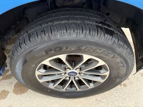 Used 2020 Ford F150 Lariat w/ Equipment Group 502A Luxury AWD/4WD image 21