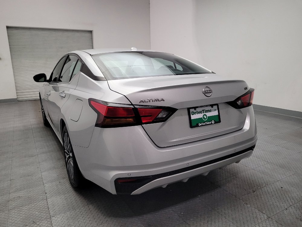 Used 2024 Nissan Altima 2.5 SV FWD image 6