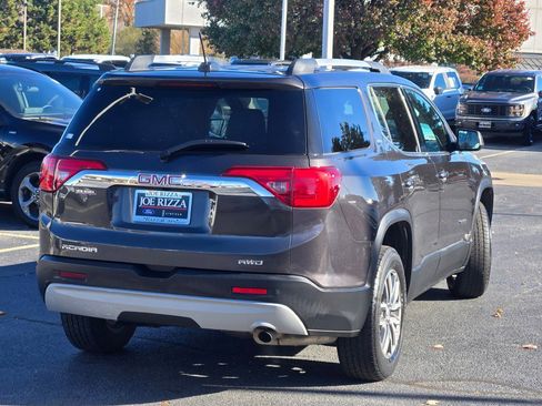 Used 2017 GMC Acadia SLE image 11