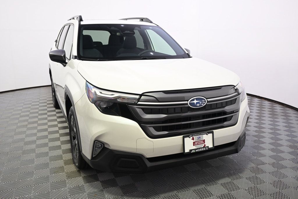 Certified 2025 Subaru Forester Premium AWD/4WD image 9