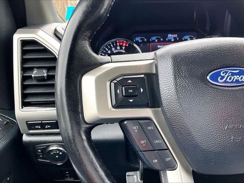 Used 2021 Ford F250 Lariat w/ Chrome Package image 22