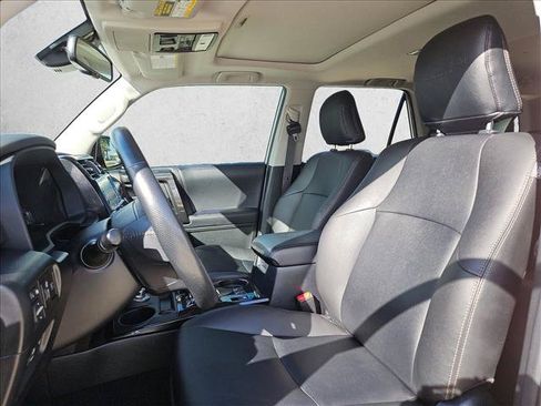 Used 2023 Toyota 4Runner 40th Anniversary SE AWD/4WD image 17