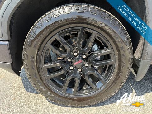 Used 2022 GMC Sierra 1500 Elevation w/ Elevation Premium Package AWD/4WD image 13