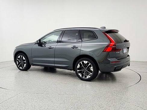 New 2026 Volvo XC60 B5 Plus w/ Climate Package AWD/4WD image 4