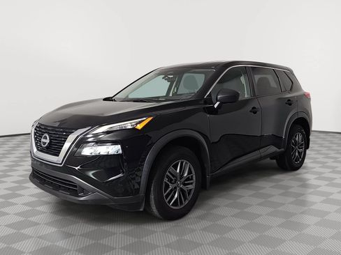 Certified 2022 Nissan Rogue S FWD image 4