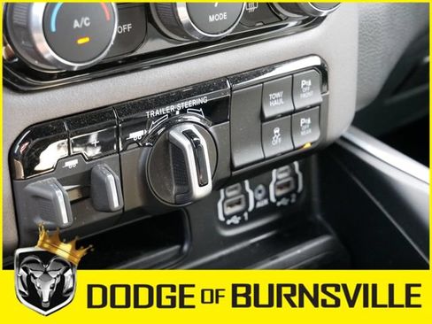 Used 2022 RAM 1500 Big Horn AWD/4WD image 22
