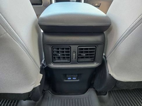 Used 2022 Toyota RAV4 XLE w/ Convenience Package AWD/4WD image 14