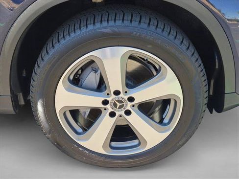 Used 2019 Mercedes-Benz GLC 300 image 23