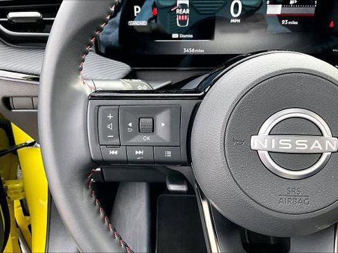 Certified 2025 Nissan Kicks SR w/ Illumination Package image 24